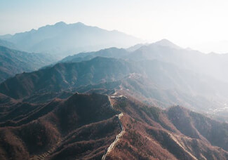 物流快递与跨境电商，专线上下班服务与物流解决方案